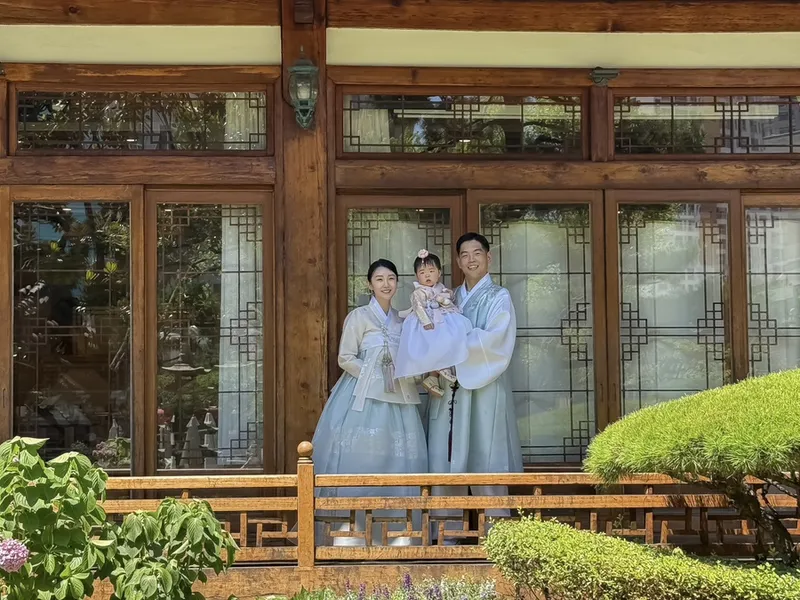 유희경한복 사진 2