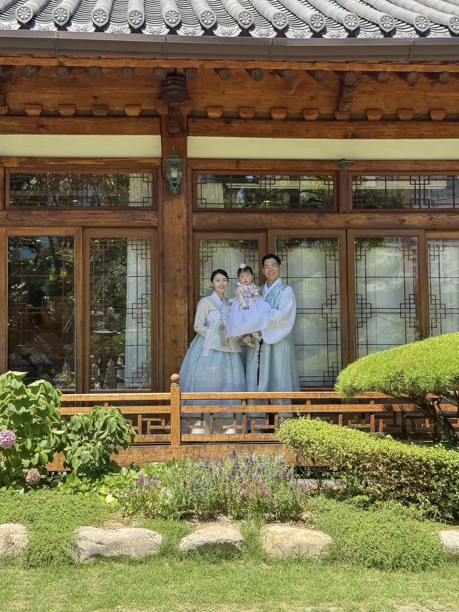 유희경한복 사진 2