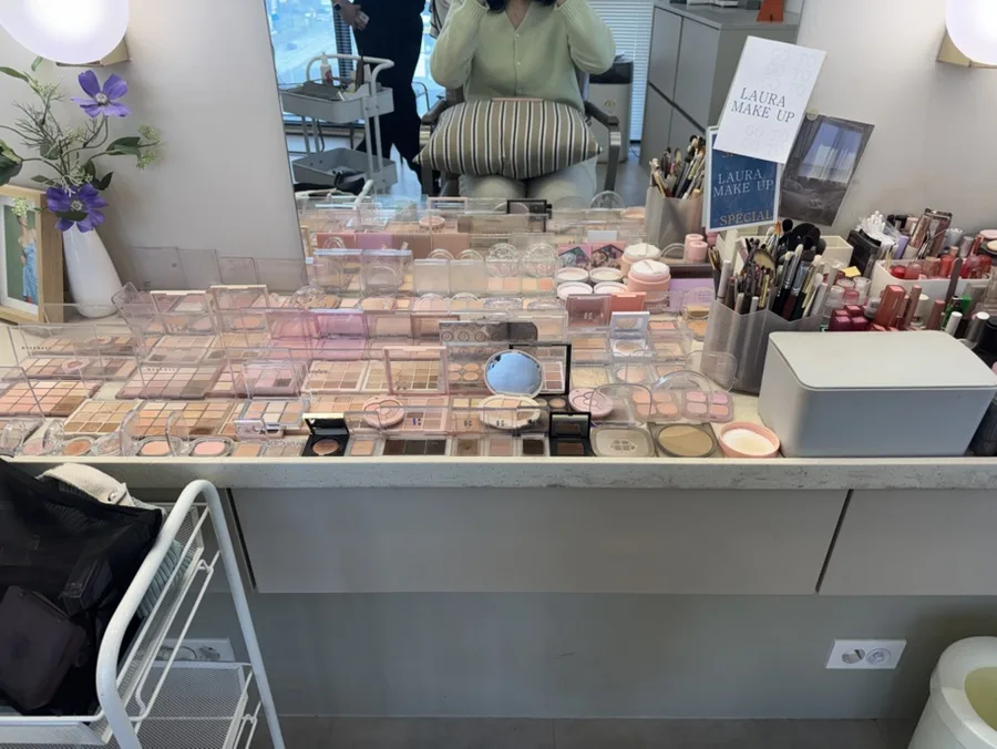 로라메이크업 사진 5
