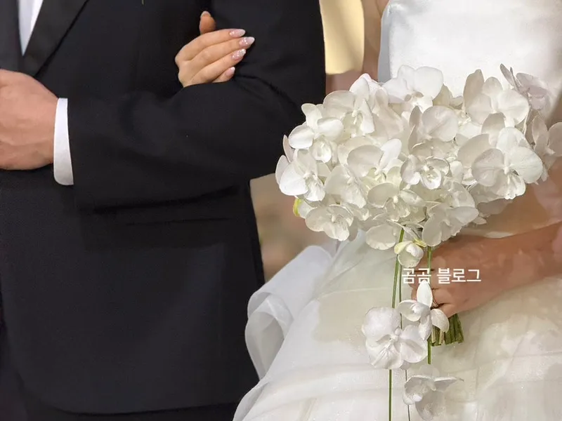 흰웨딩부케 사진 3