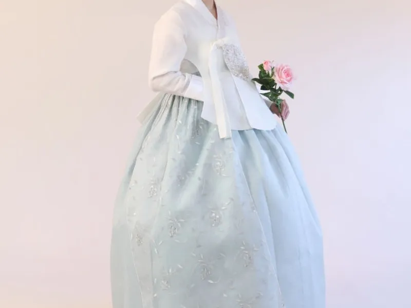 예그리나한복 사진 3