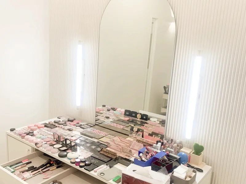 아베끄 바이 분장 사진 2