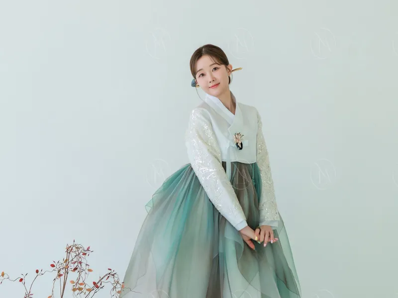 더날한복 부산본점 사진 2