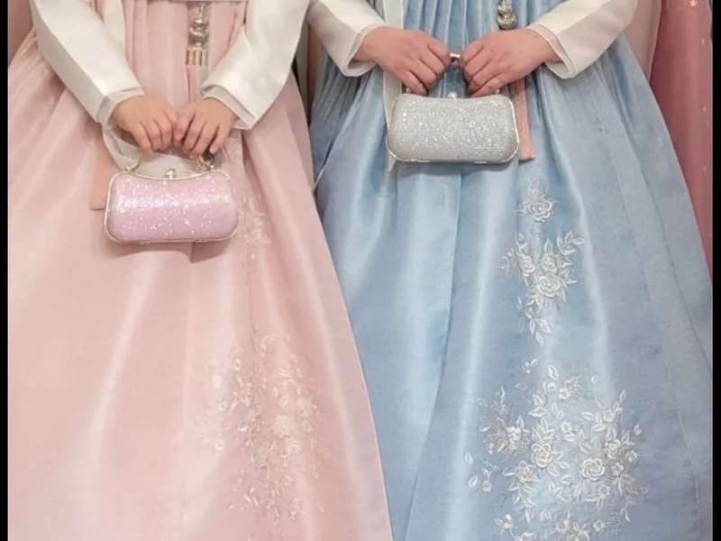 예다인한복 사진 2