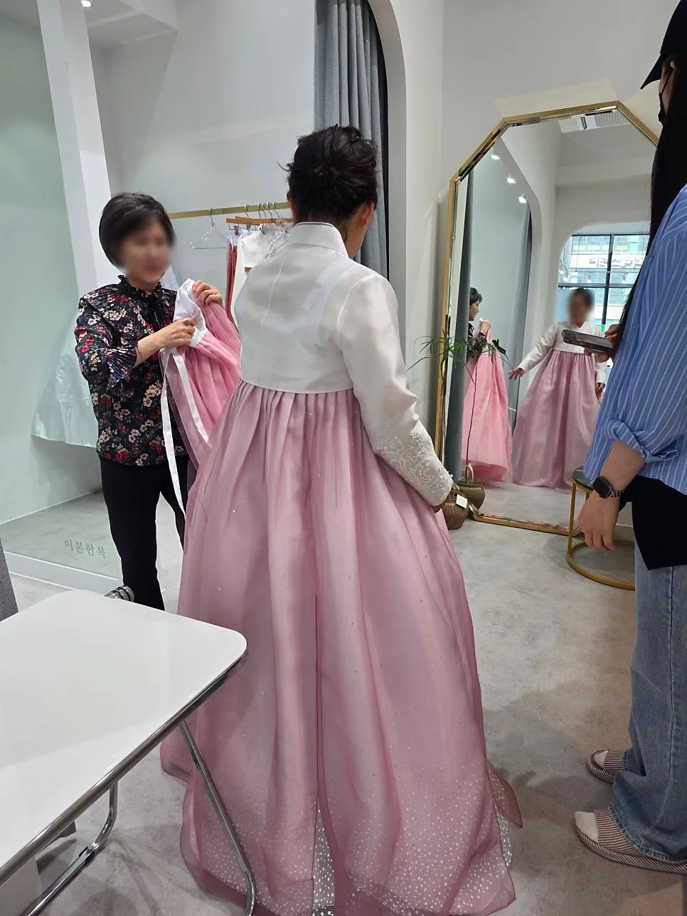이본한복 각화점 사진 5