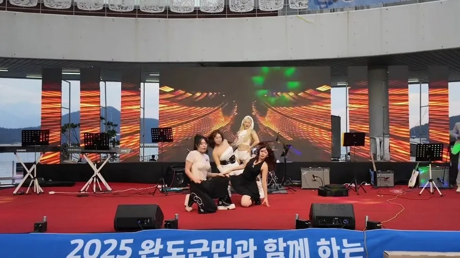 웨이즈 댄스팀 사진 2