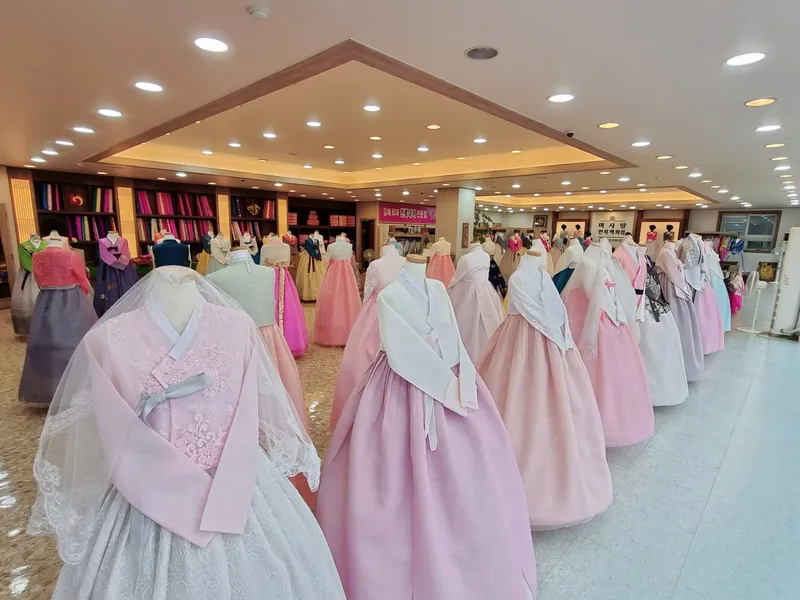 미사랑한복백화점 사진 1