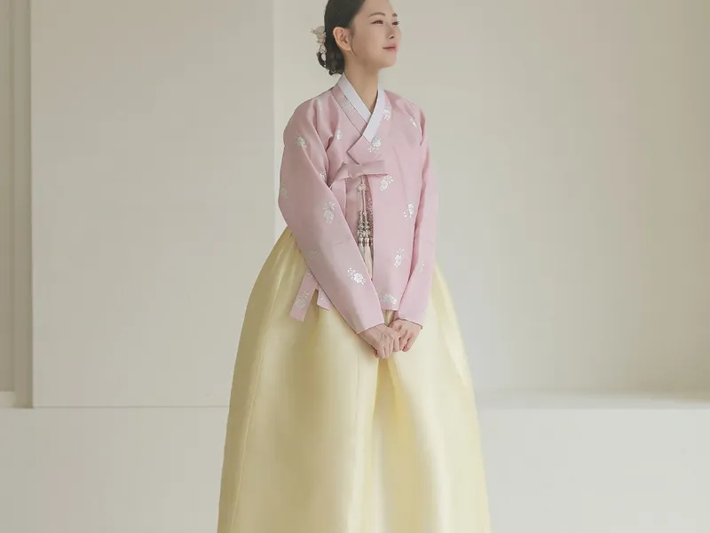 라온하제한복 사진 3