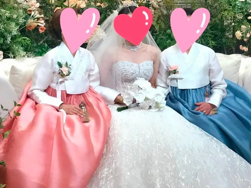 유시영한복 사진 1