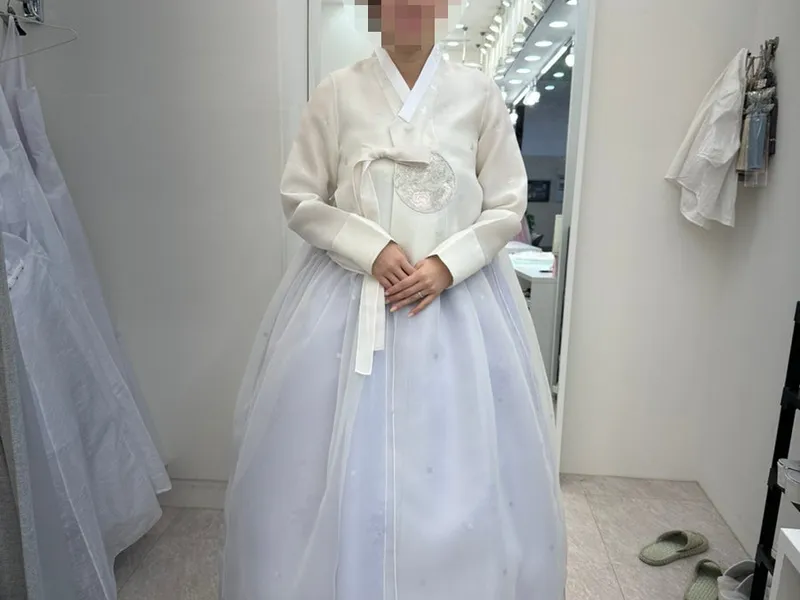 화려한정원한복 사진 2