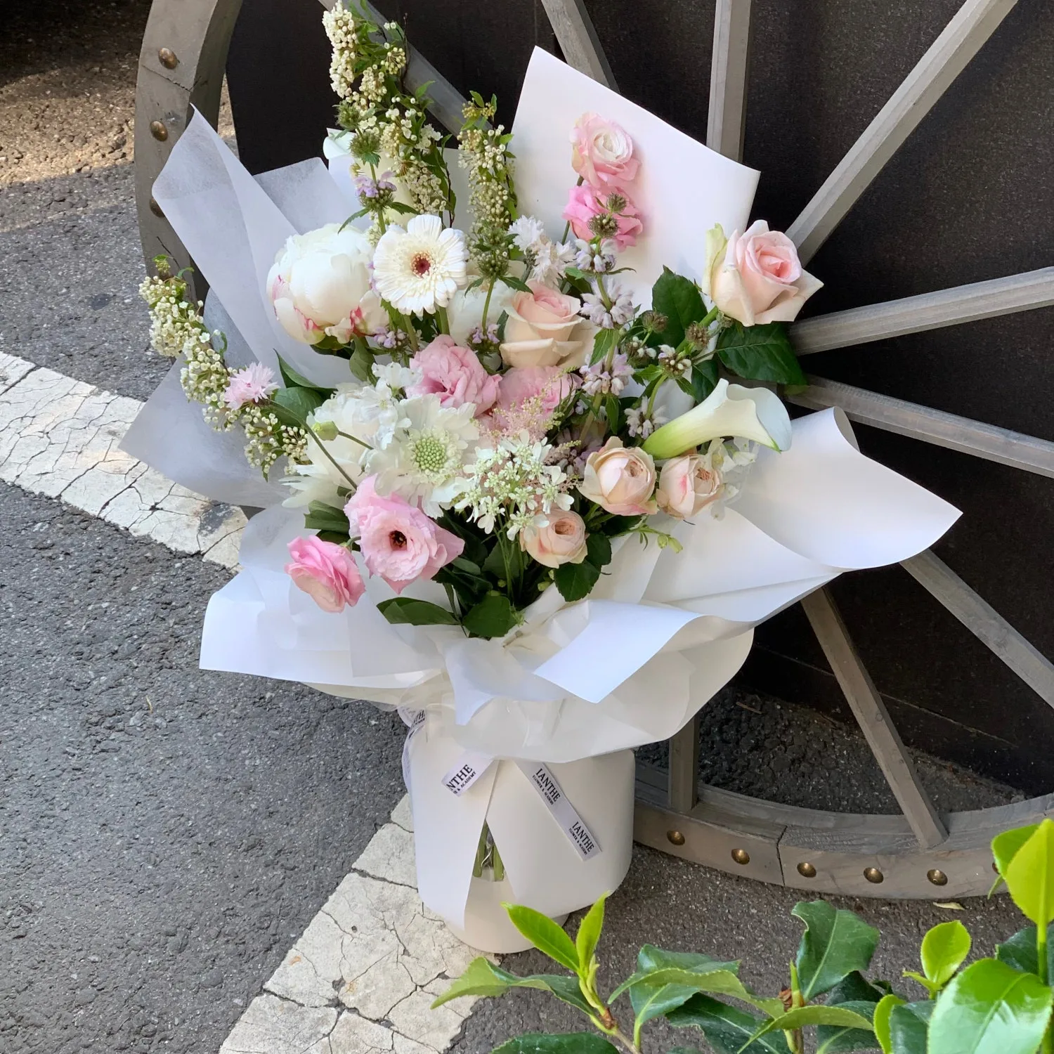 이안테플라워 (춘천 더플라워샵, 야외웨딩 꽃길·신부대기실 장식) 사진 2