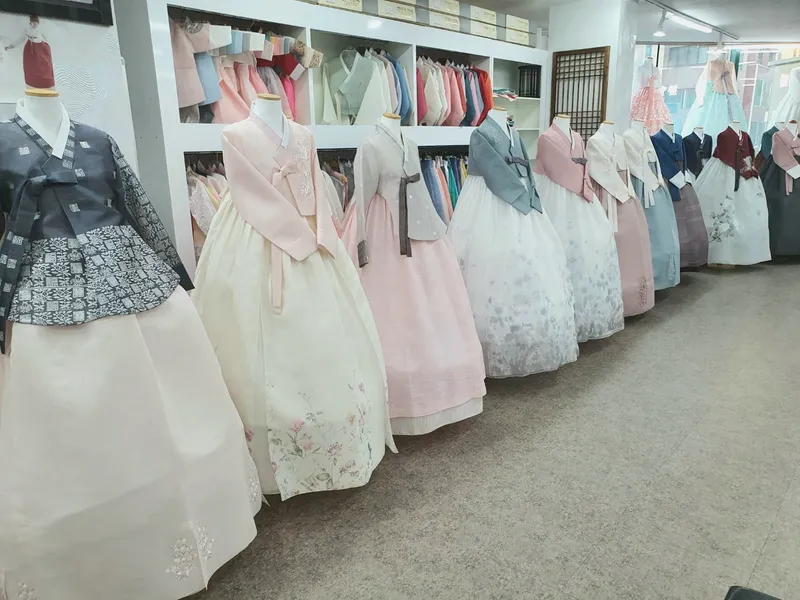 연리지한복 사진 1
