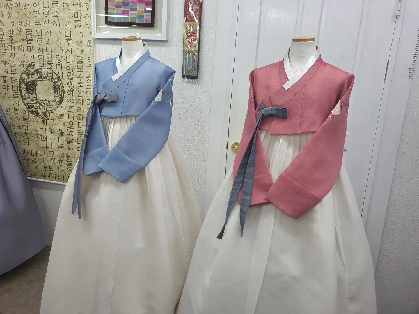연리지한복 사진 2
