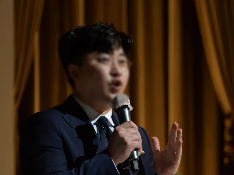 김학균사회자 사진 1
