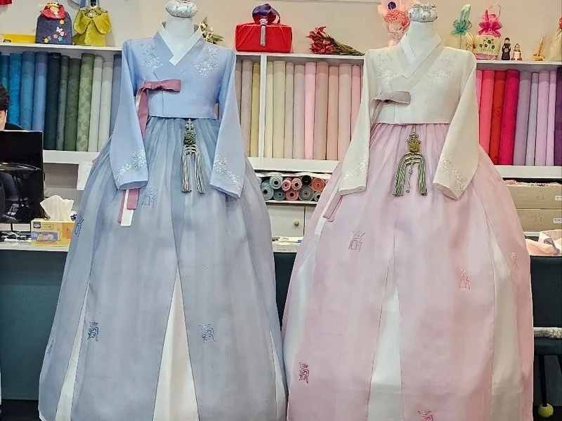 우리옷비단길 (둔산남로/서구) 사진 1