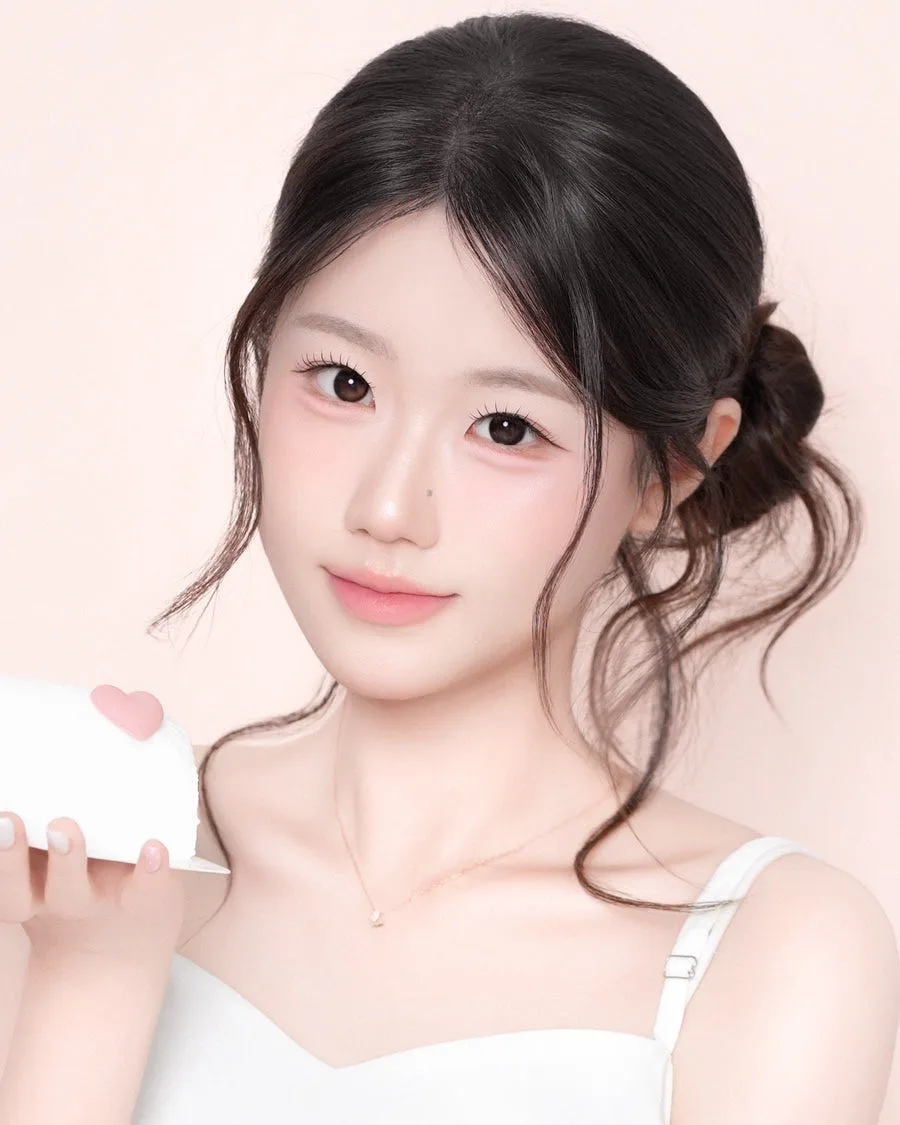 아델라메이크업 사진 3